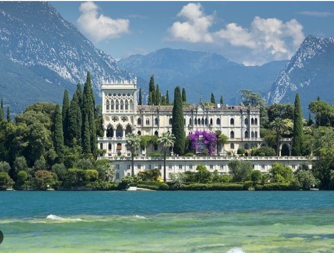 Tour Isola del Garda